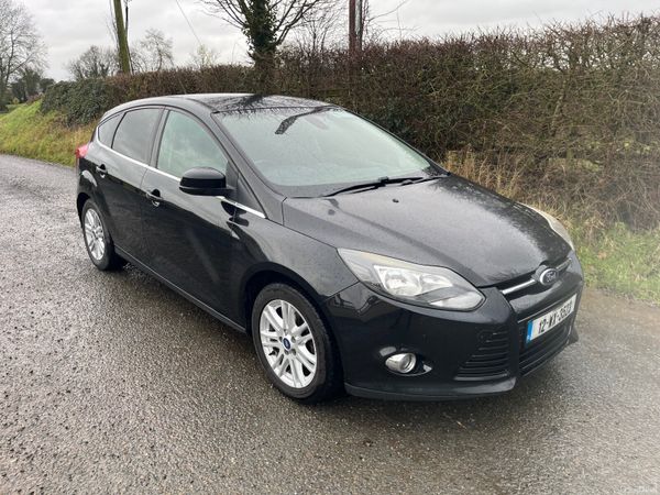 Ford Focus Hatchback, Petrol, 2012, Black