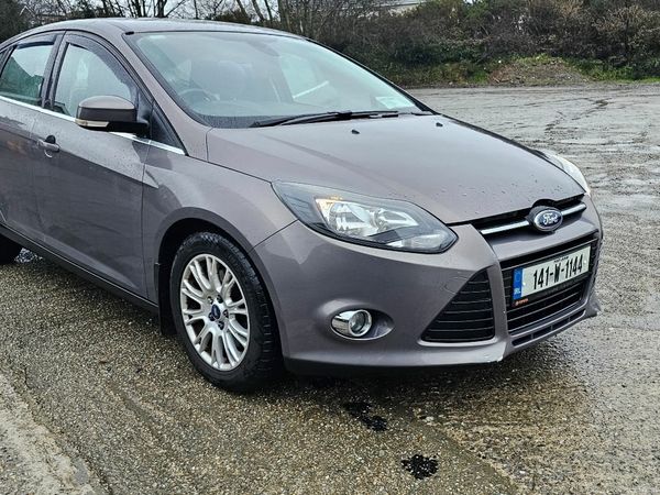 Ford Focus Hatchback, Diesel, 2014, Brown
