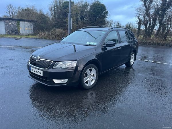 Skoda Octavia Estate, Diesel, 2015, Black