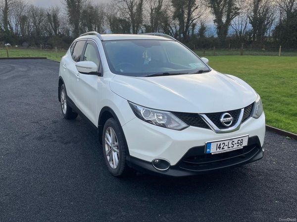 Nissan Qashqai Hatchback, Diesel, 2014, White