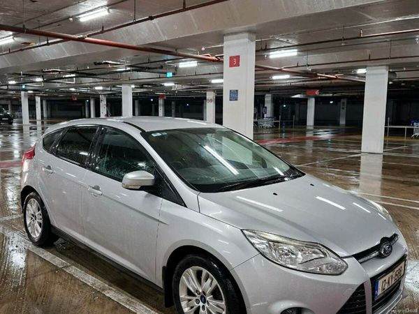 Ford Focus Hatchback, Diesel, 2012, Silver