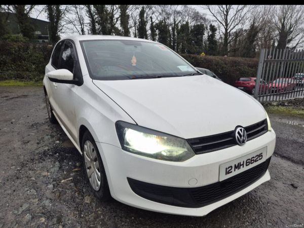 Volkswagen Polo Hatchback, Petrol, 2012, White