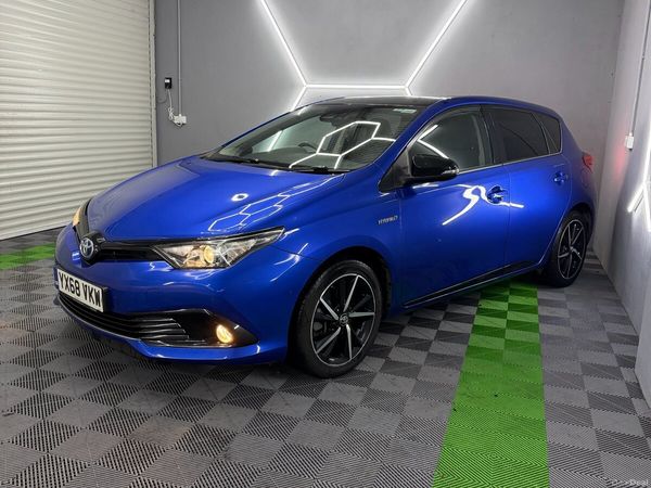 Toyota Auris Hatchback, Petrol Hybrid, 2018, Blue