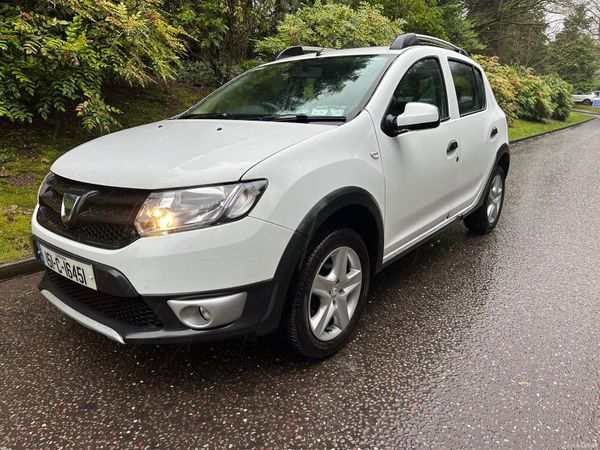 Dacia Sandero Stepway Hatchback, Diesel, 2015, White