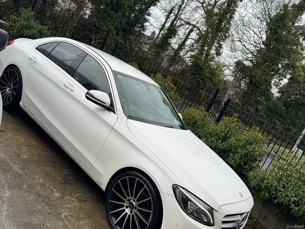 Mercedes-Benz C-Class Saloon, Diesel, 2016, White