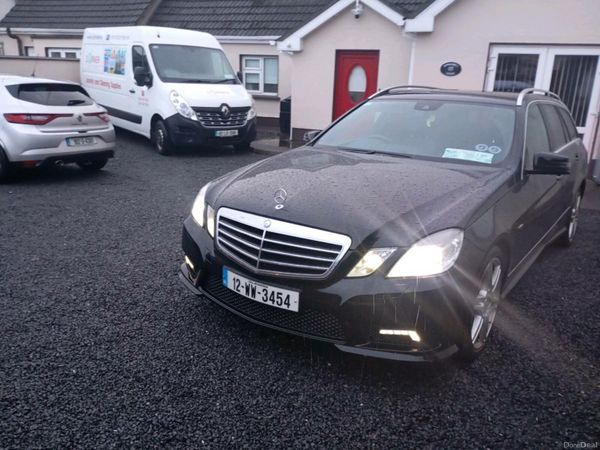 Mercedes-Benz E-Class Hearse, Diesel, 2012, Black