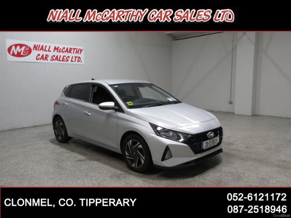 Hyundai i20 Hatchback, Petrol, 2021, Grey