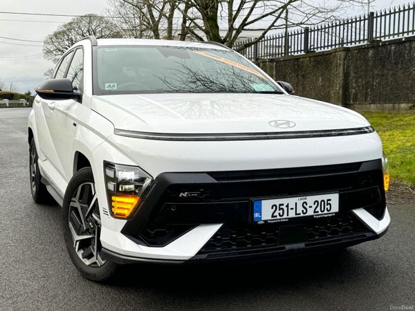 Hyundai KONA MPV, Petrol, 2025, White