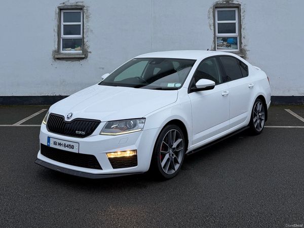 Skoda Octavia Hatchback, Diesel, 2016, White