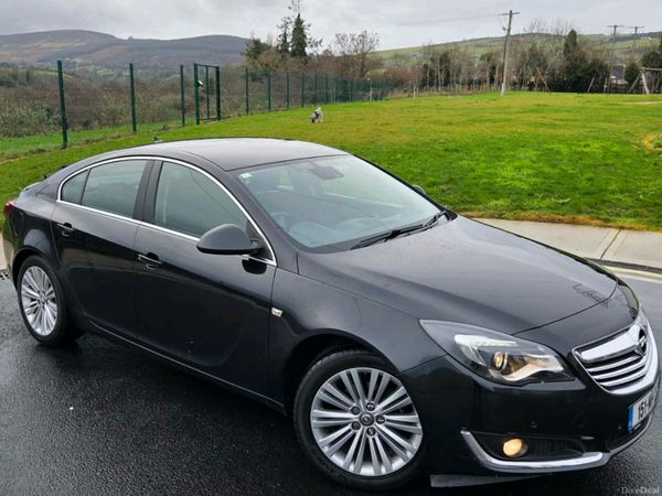 Opel Insignia Hatchback, Diesel, 2015, Black