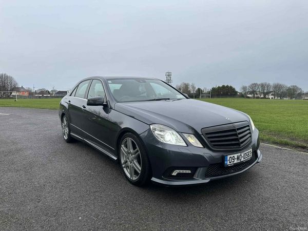 Mercedes-Benz E-Class Saloon, Diesel, 2009, Grey