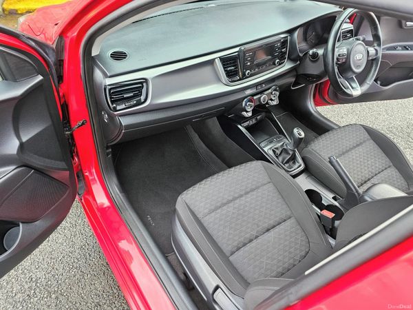 Kia Rio Hatchback, Diesel, 2017, Red