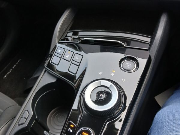 Kia Sportage SUV, Petrol Plug-in Hybrid, 2023, Grey