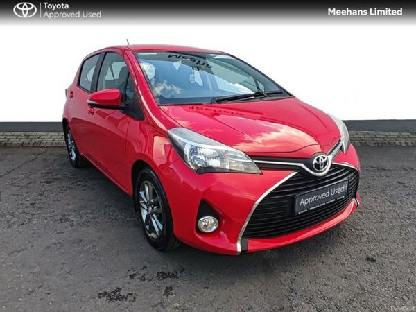 Toyota Yaris Hatchback, Petrol, 2016, Red