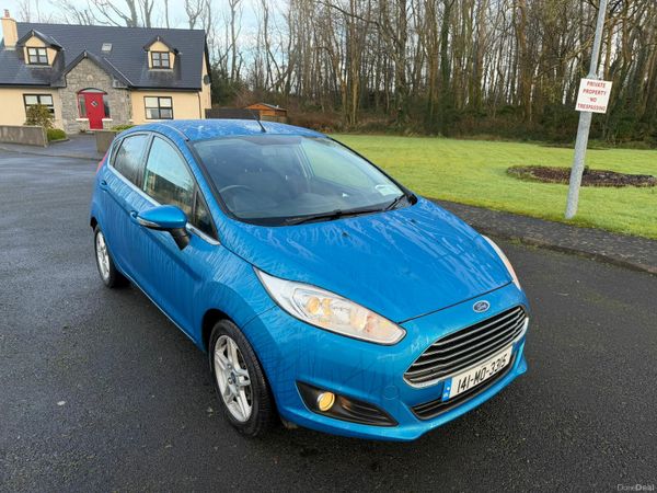 Ford Fiesta Hatchback, Petrol, 2014, Blue