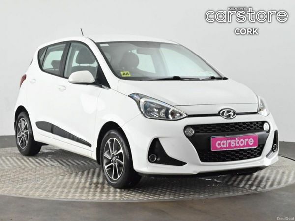 Hyundai i10 Hatchback, Petrol, 2018, White