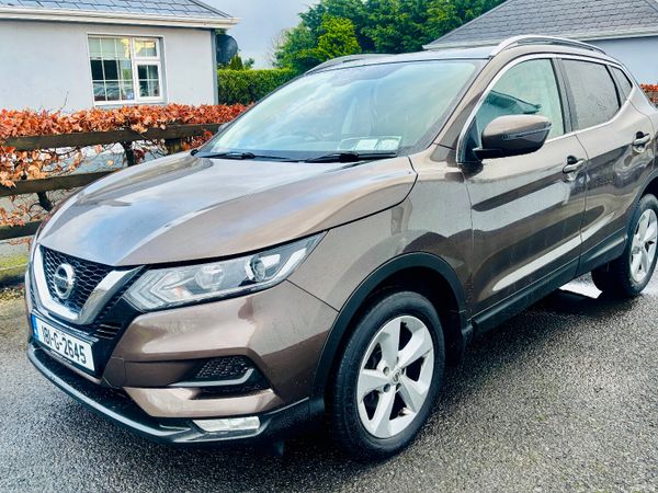 Nissan Qashqai MPV, Petrol, 2018, Brown