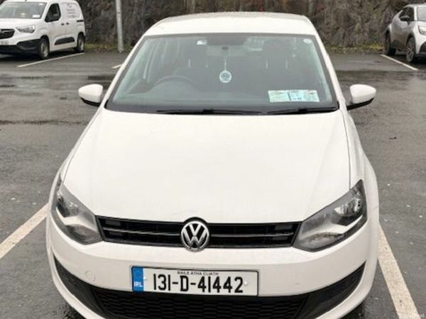 Volkswagen Polo Hatchback, Petrol, 2013, White