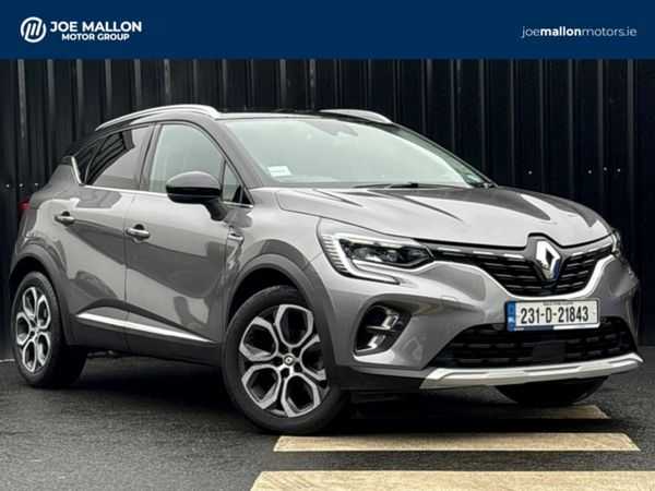 Renault Captur Hatchback, Petrol, 2023, Grey