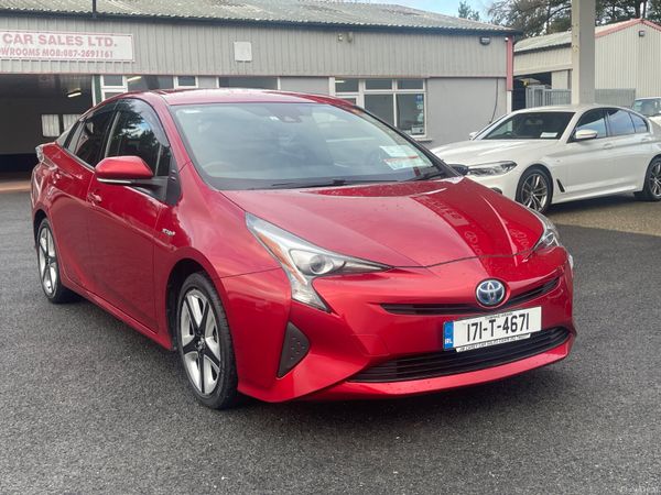 Toyota Prius Hatchback, Petrol Hybrid, 2017, Red