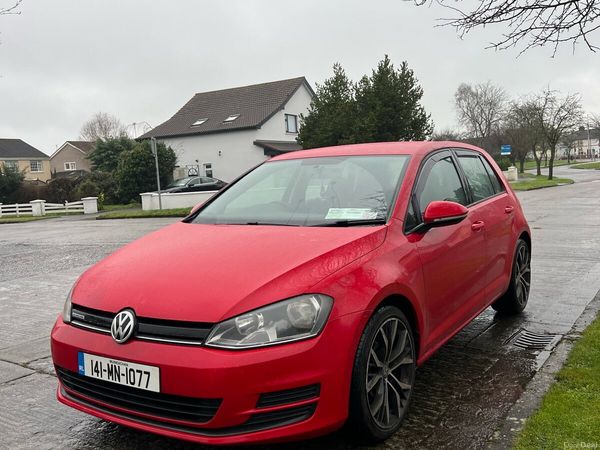 Volkswagen Golf Hatchback, Diesel, 2014, Red