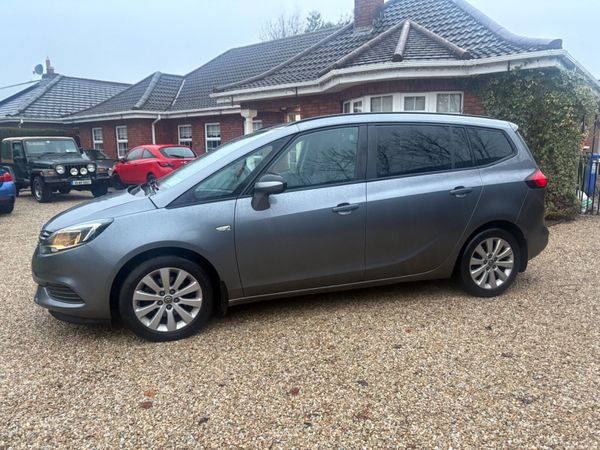 Opel Zafira MPV, Diesel, 2016, Grey