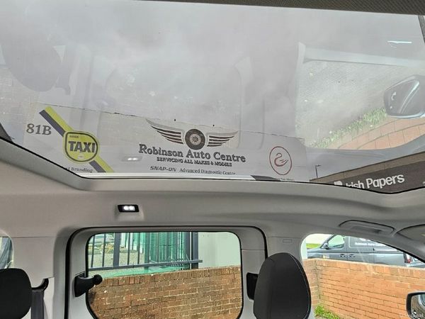 Ford Tourneo Connect MPV, Petrol Plug-in Hybrid, 2026, Grey