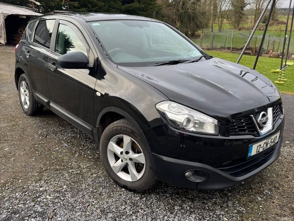 Nissan Qashqai Hatchback, Diesel, 2012, Black
