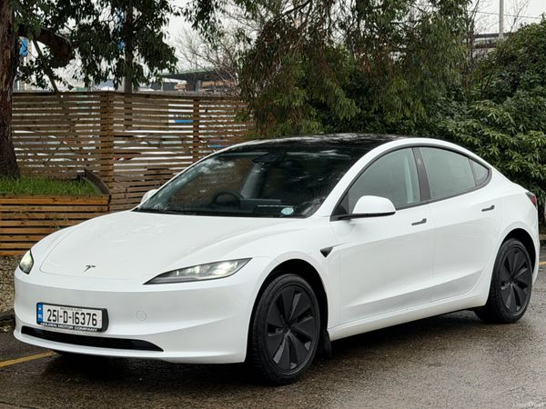 Tesla Model 3 Saloon, Electric, 2025, White