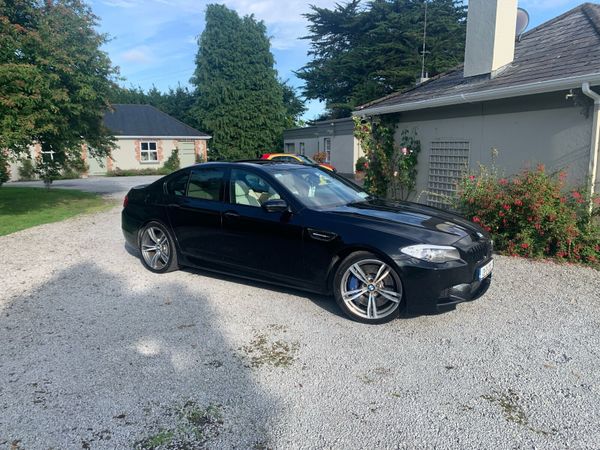 BMW M5 Saloon, Petrol, 2013, Black
