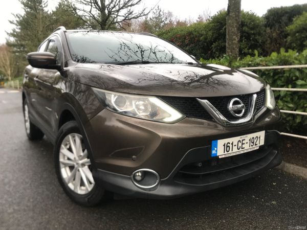 Nissan Qashqai Hatchback, Petrol, 2016, Brown