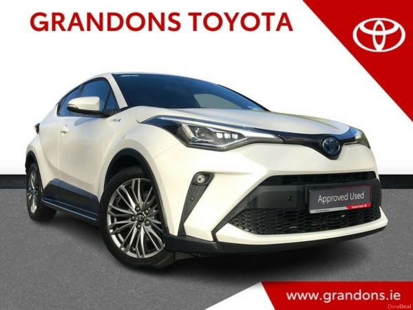 Toyota C-HR SUV, Petrol Hybrid, 2022, White