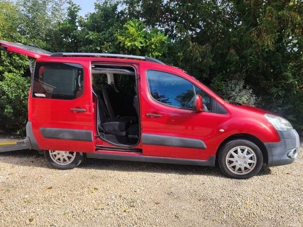 Citroen Berlingo MPV, Diesel, 2010, Red