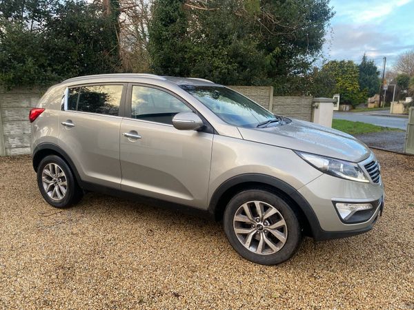 Kia Sportage SUV, Diesel, 2015, Silver