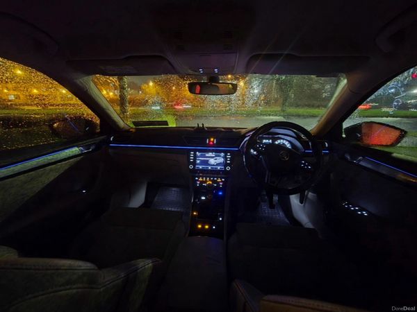 Skoda Superb Estate, Diesel, 2017, Black