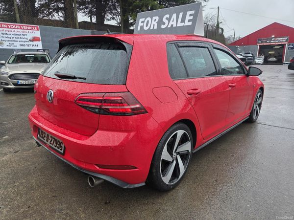 Volkswagen Golf Hatchback, Petrol, 2019, Red