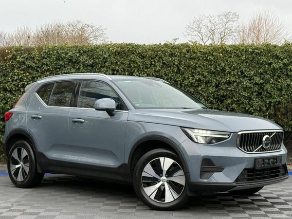 Volvo XC40 SUV, Petrol Hybrid, 2022, Grey