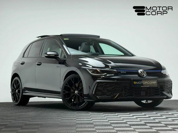 Volkswagen Golf Hatchback, Petrol Plug-in Hybrid, 2025, Black