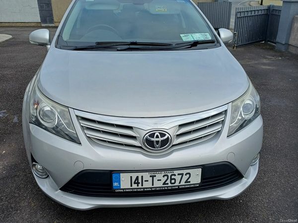 Toyota Avensis Saloon, Diesel, 2014, Silver