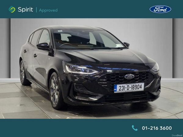 Ford Focus Hatchback, Petrol, 2023, Black