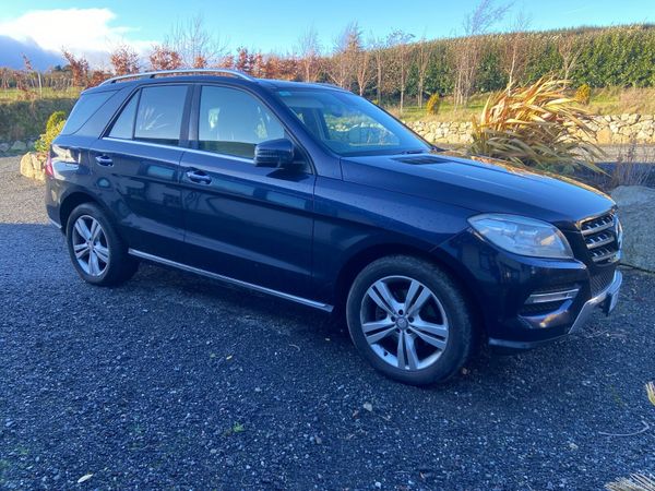 Mercedes-Benz M-Class SUV, Diesel, 2013, Blue