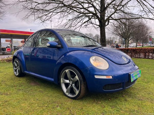 Volkswagen Beetle Hatchback, Petrol, 2006, Blue