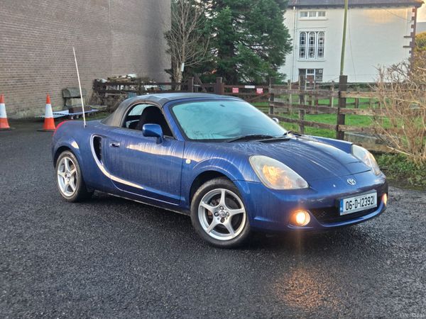 Toyota MR2 Convertible, Petrol, 2006, Blue