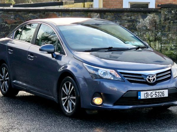 Toyota Avensis Saloon, Diesel, 2013, Blue