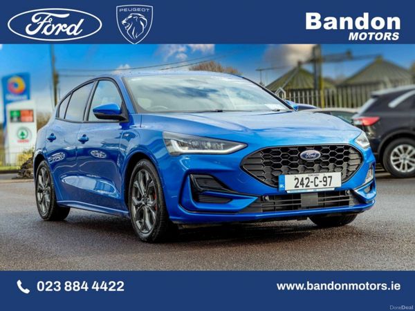 Ford Focus Hatchback, Petrol, 2024, Blue