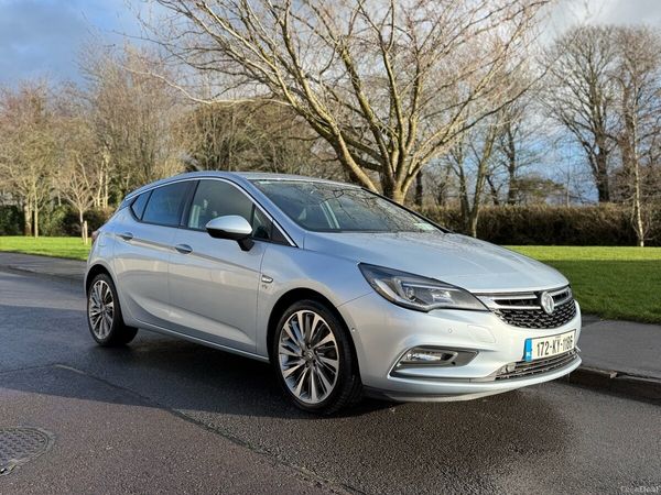 Vauxhall Astra Hatchback, Diesel, 2017, Silver