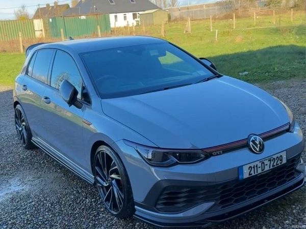 Volkswagen Golf Estate, Petrol, 2021, Grey