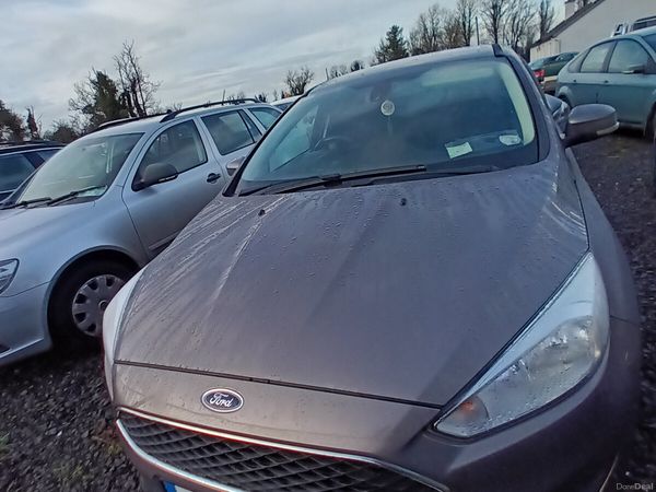 Ford Focus Hatchback, Diesel, 2015, Brown