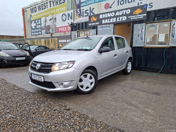 Dacia Sandero Hatchback, Petrol, 2013, Silver