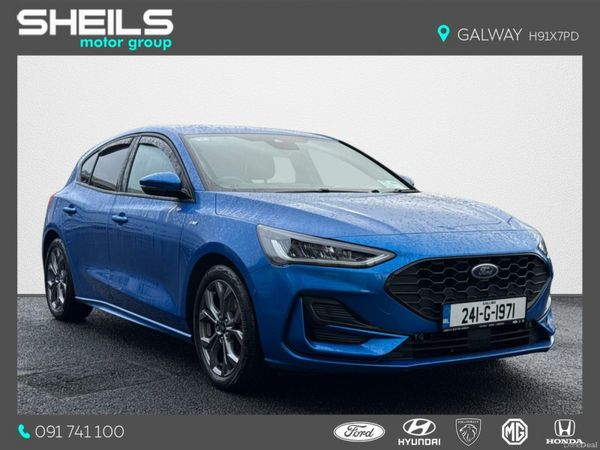 Ford Focus Hatchback, Petrol, 2024, Blue
